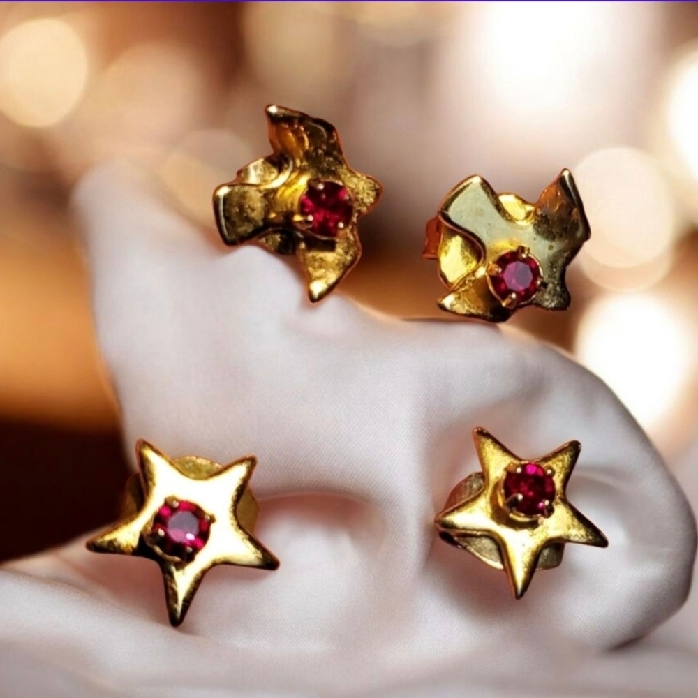2 pair dainty Vintage Gold tone & Garnet Earrings Stars & Birds